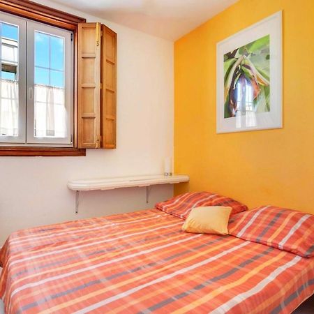 Remarkable 2-Bed House In Arona Arona  Dış mekan fotoğraf