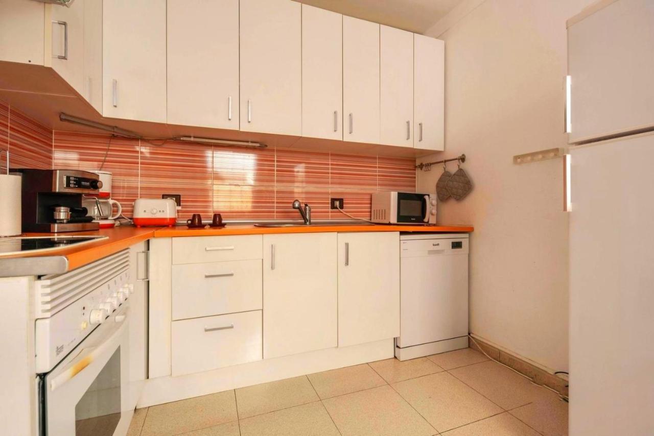 Remarkable 2-Bed House In Arona Arona  Dış mekan fotoğraf