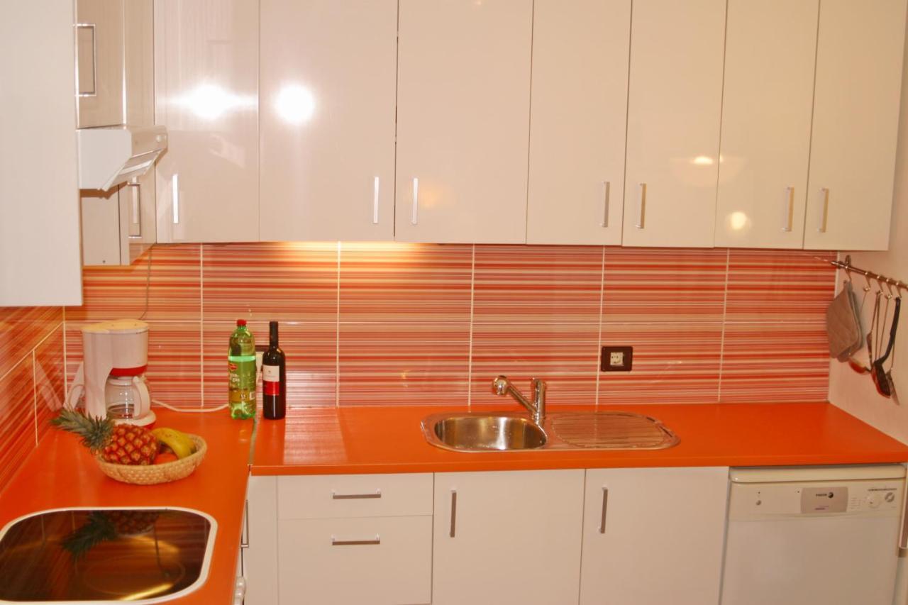 Remarkable 2-Bed House In Arona Arona  Dış mekan fotoğraf